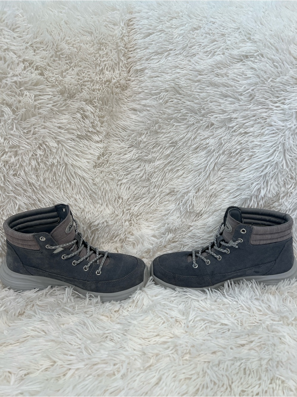 Skechers Women’s Charcoal Gray Suede Lace-Up Hiking Boots